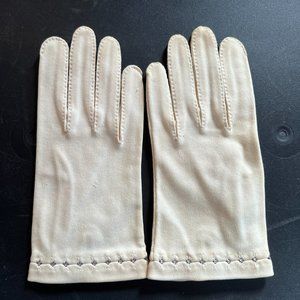 Crescendoe Rhinestone Short Gloves, 1950s Vintage White All Cotton Sz 7 1/2